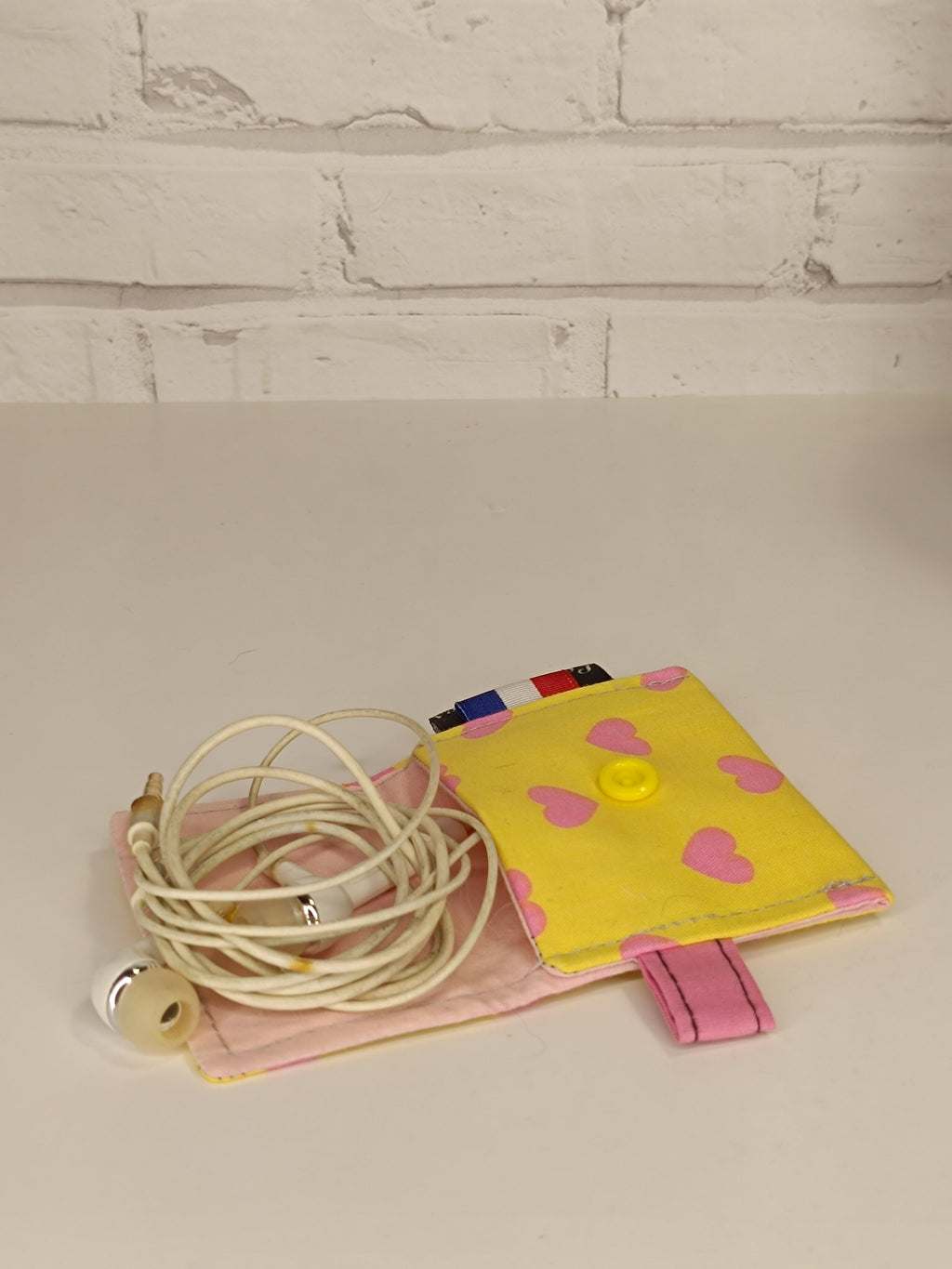 Petit porte-monnaie - range écouteurs - étui bijoux Les Mimines d'Amélie