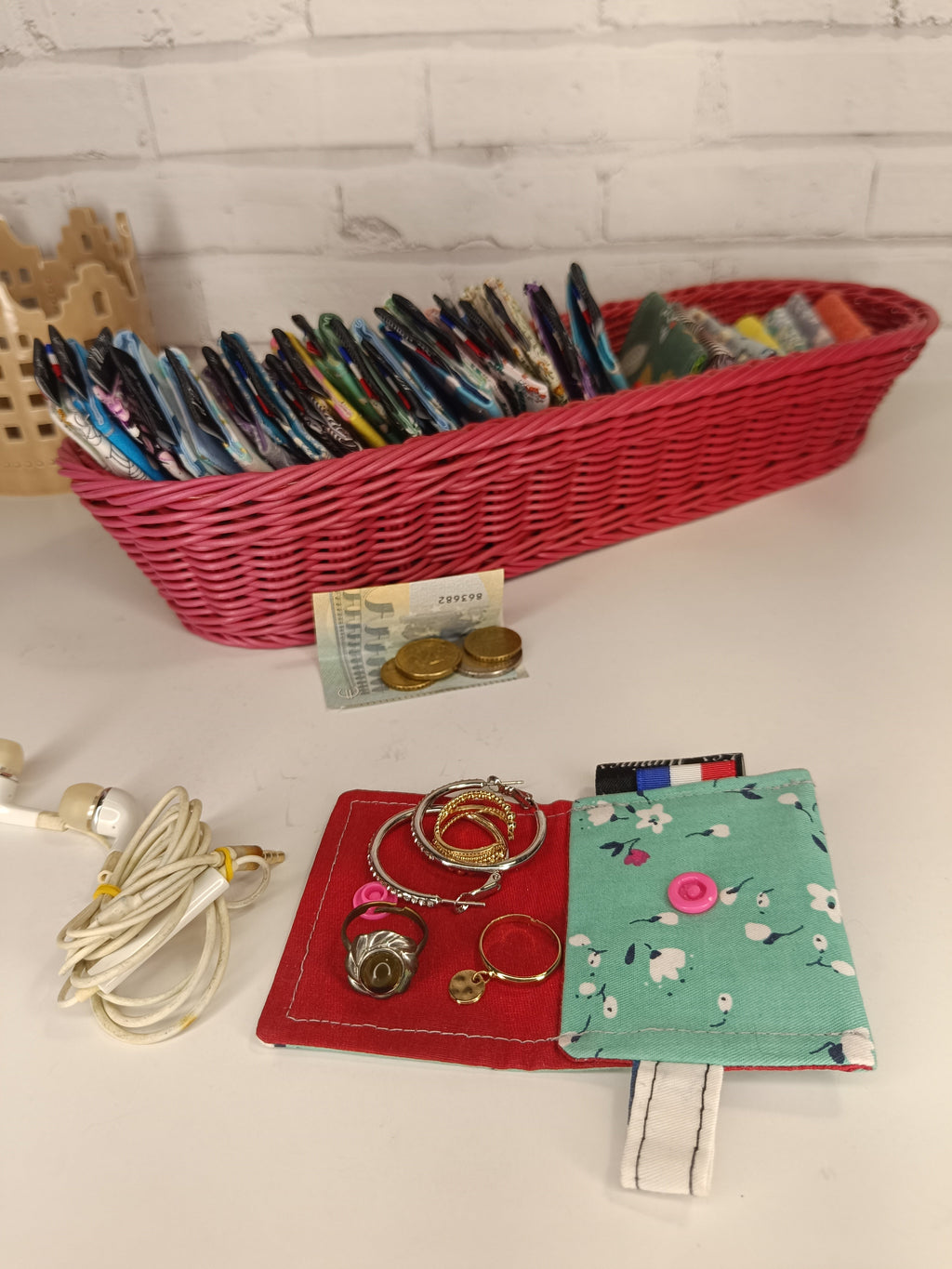 Petit porte-monnaie - range écouteurs - étui bijoux Les Mimines d'Amélie