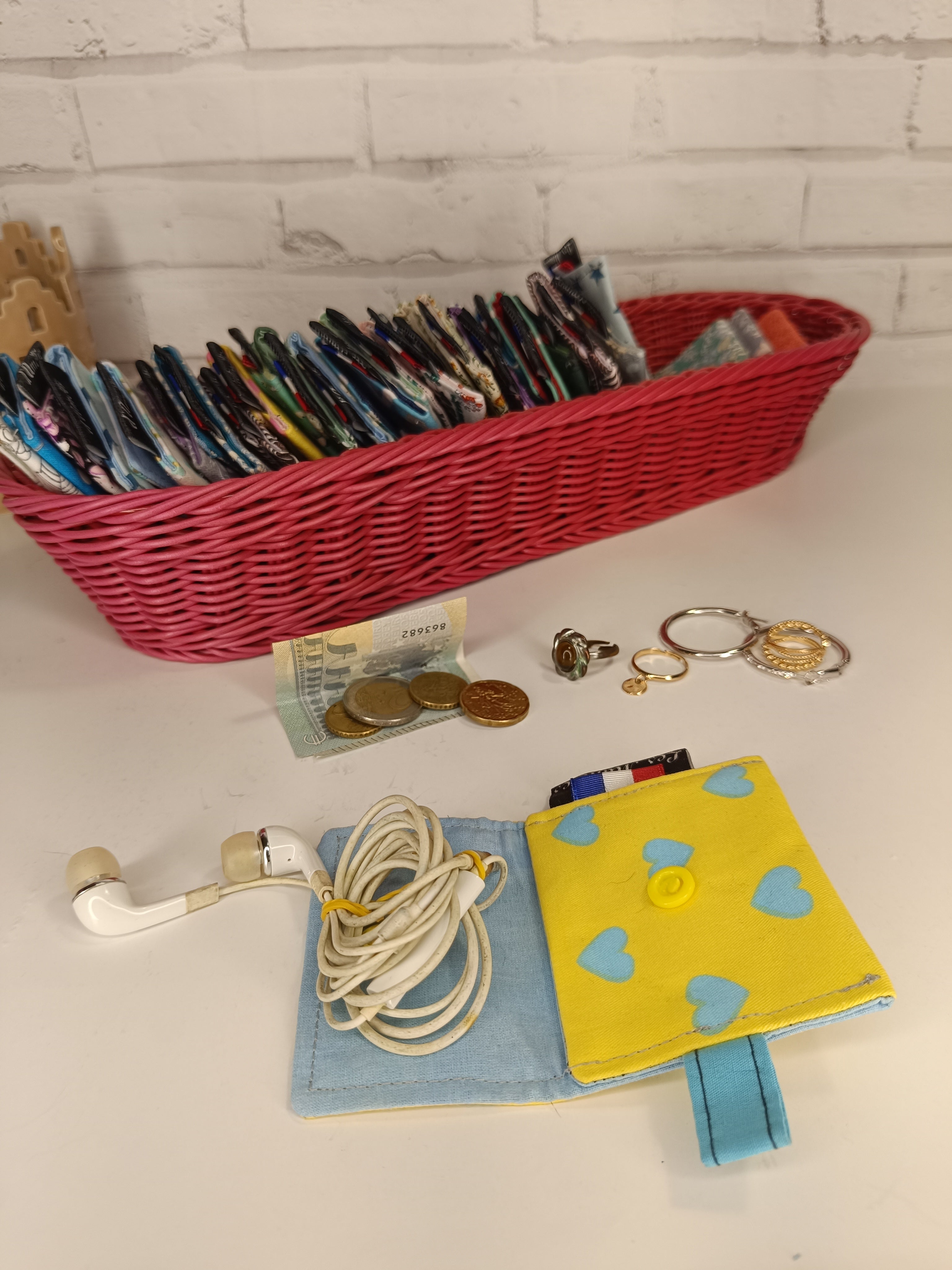 Petit porte-monnaie - range écouteurs - étui bijoux Les Mimines d'Amélie