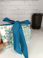 Pochette à livre / liseuse / tablette / iPad avec gros nœud - Petit modèle Les Mimines d'Amélie