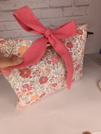 Pochette à livre / liseuse / tablette / iPad avec gros nœud - Grand modèle Les Mimines d'Amélie