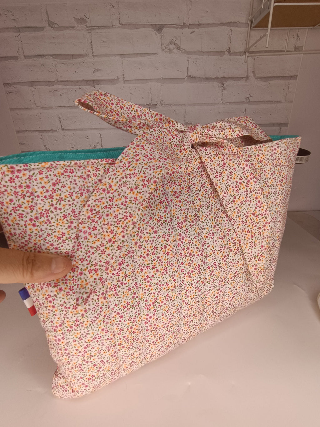 Pochette à livre / liseuse / tablette / iPad avec gros nœud - Grand modèle Les Mimines d'Amélie