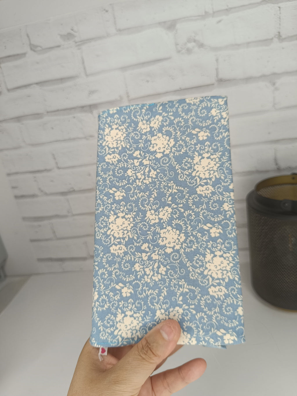 Couverture de livre ajustable en tissu - Petit modèle Les Mimines d'Amélie