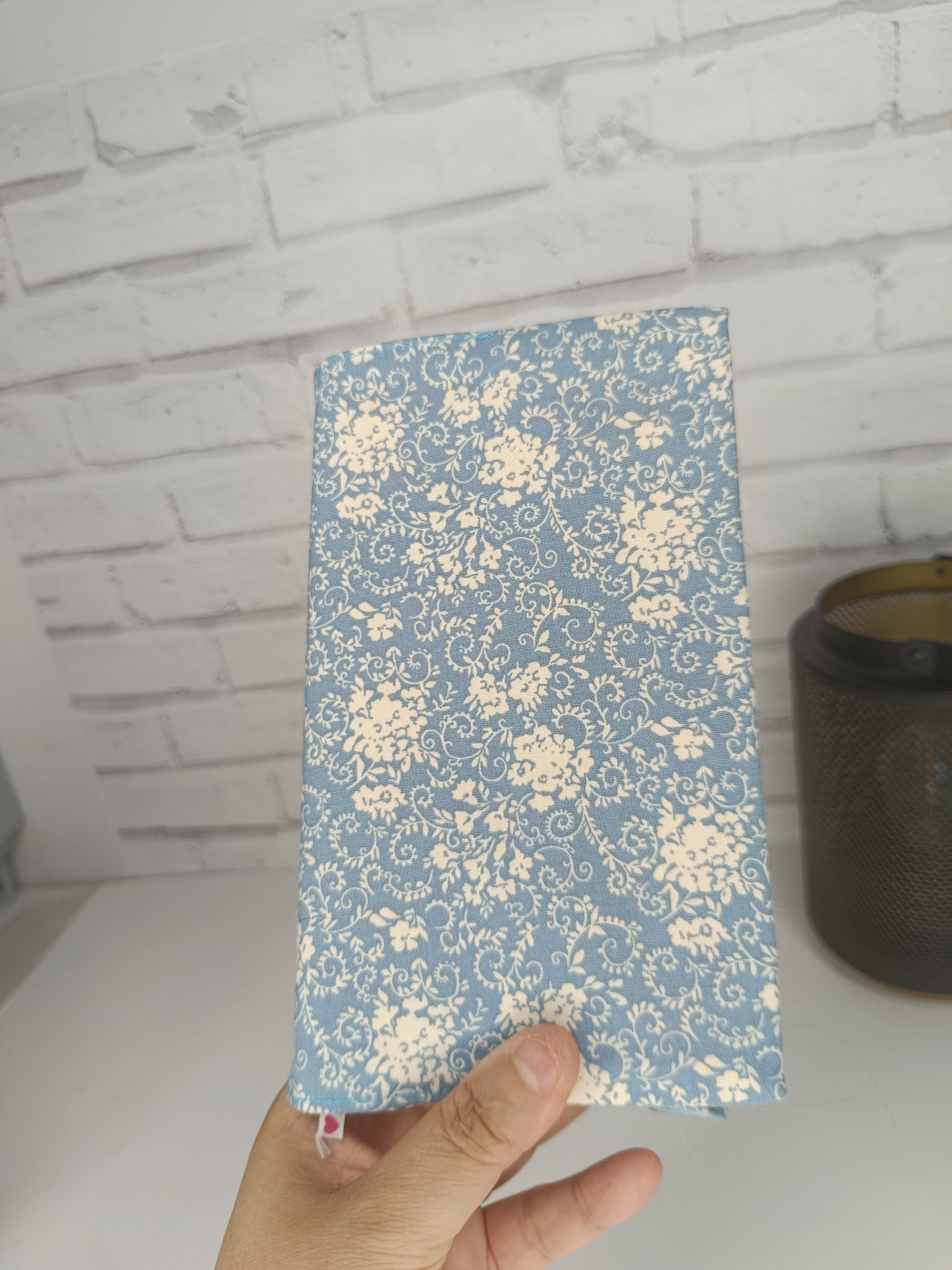 Couverture de livre ajustable en tissu - Petit modèle Les Mimines d'Amélie