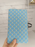 Couverture de livre ajustable en tissu - Petit modèle Les Mimines d'Amélie