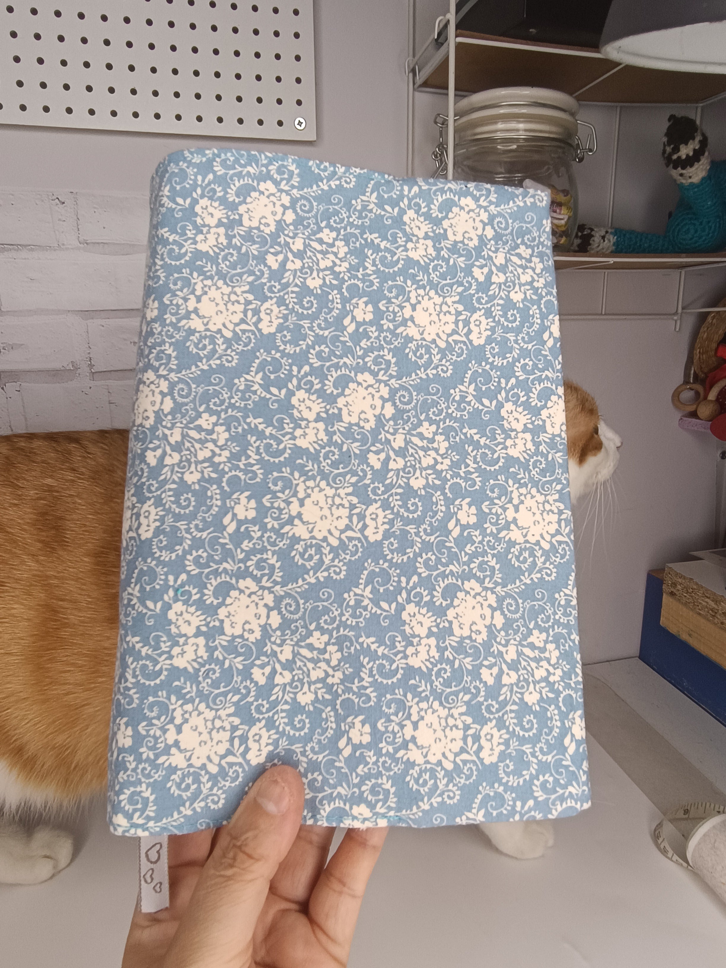 Couverture de livre ajustable en tissu - Grand modèle Les Mimines d'Amélie