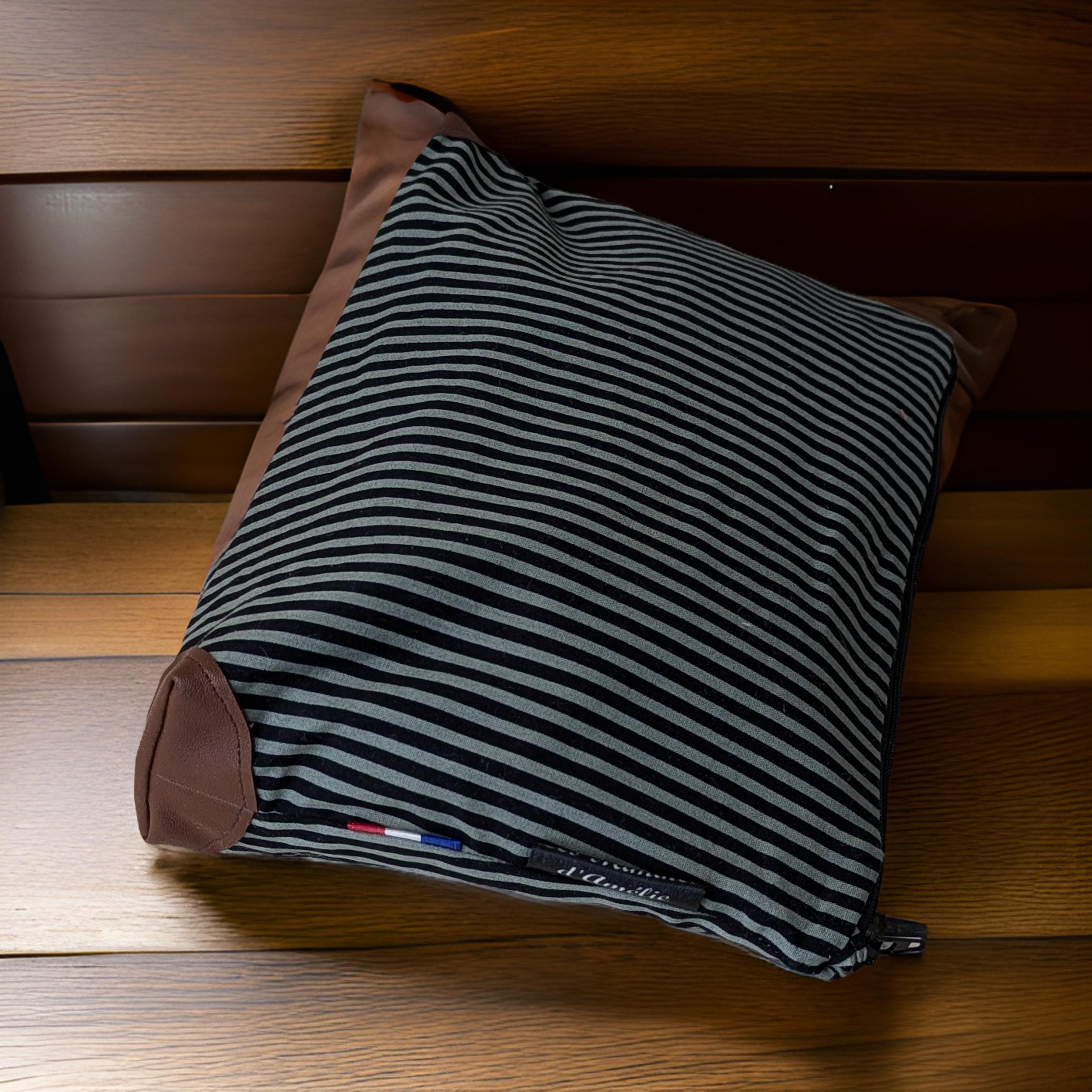 Pochette zippée rayée noire et verte Les Mimines d'Amélie